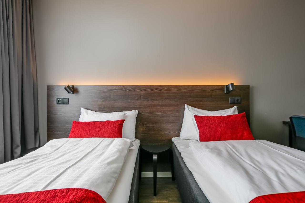 Best Western Hotel Savoy كارلستاد المظهر الخارجي الصورة