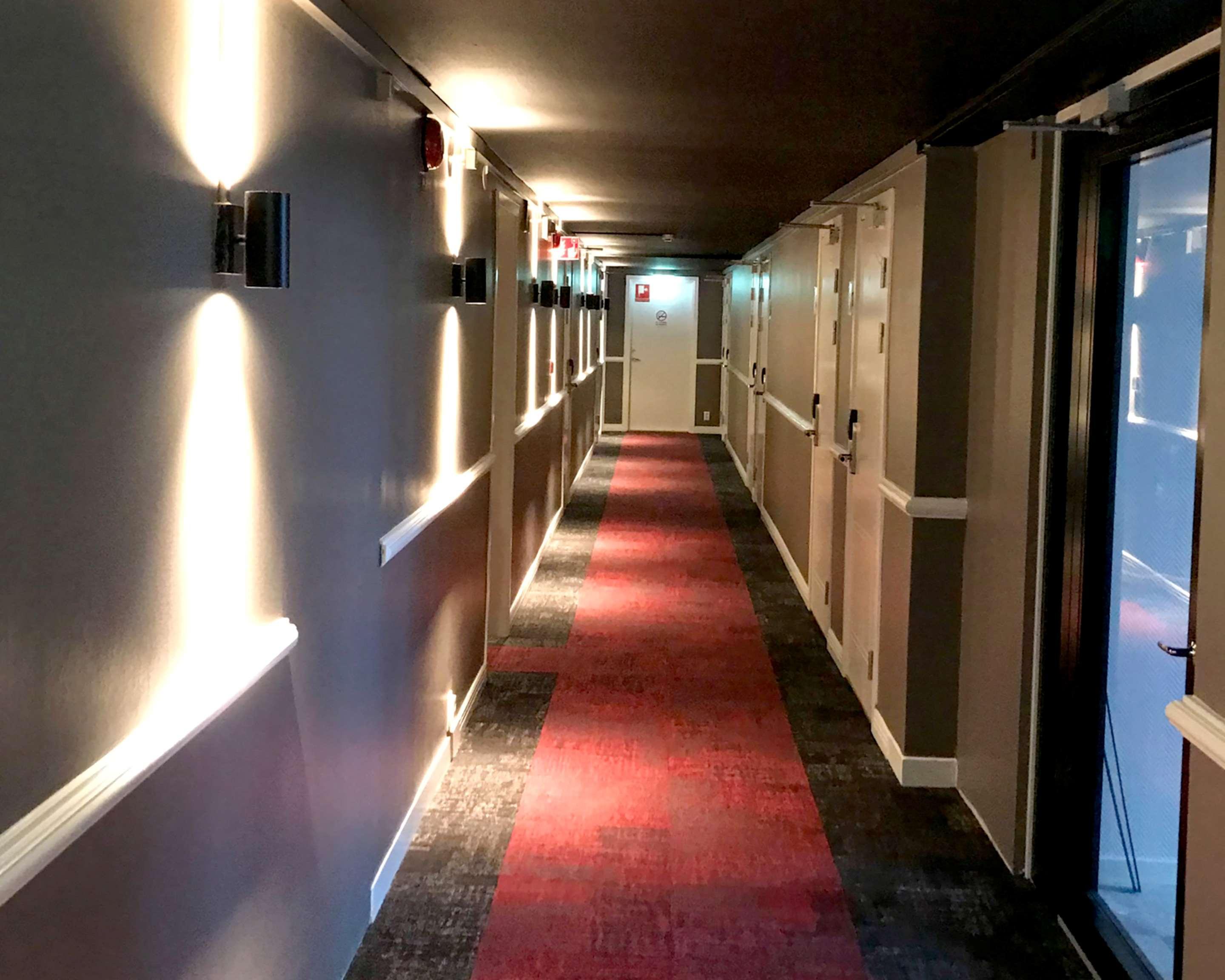 Best Western Hotel Savoy كارلستاد المظهر الخارجي الصورة