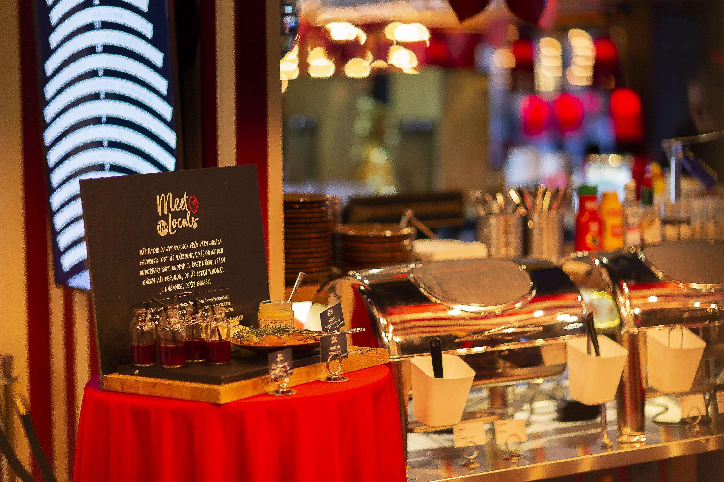 Best Western Hotel Savoy كارلستاد المظهر الخارجي الصورة