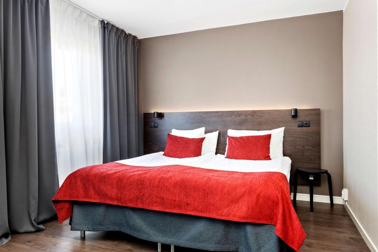 Best Western Hotel Savoy كارلستاد المظهر الخارجي الصورة